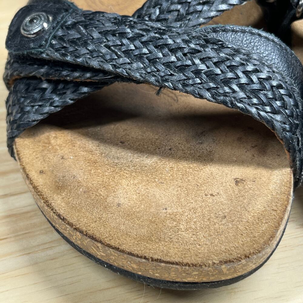 Taos Trulie Sandal Womens 9-9.5 (Eur 40) Strappy Black Woven Leather Cork Wedge - Picture 16 of 16